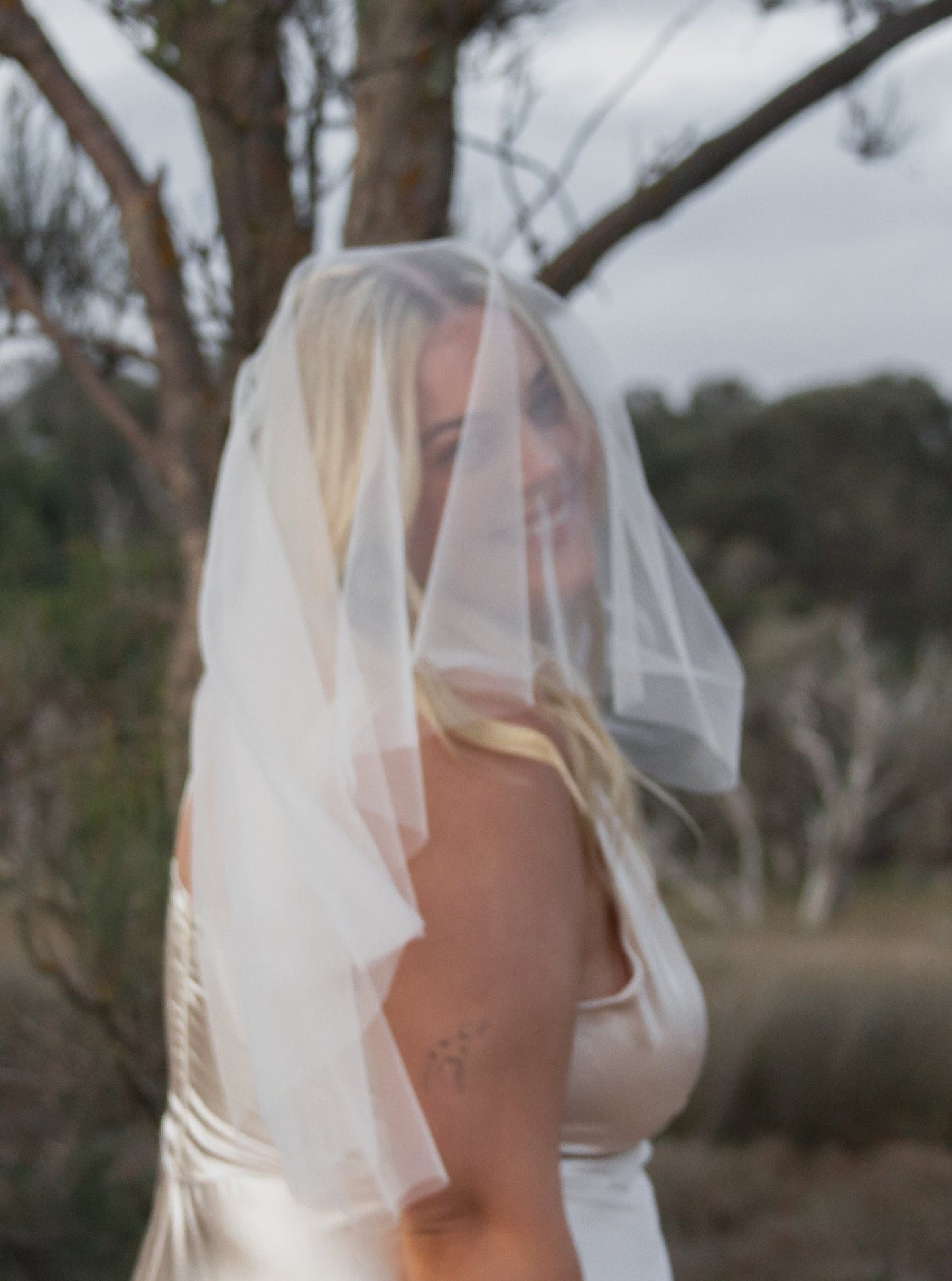 Jayd drop veil, medium length, made to order, made in Australia, affordable veils, high quality